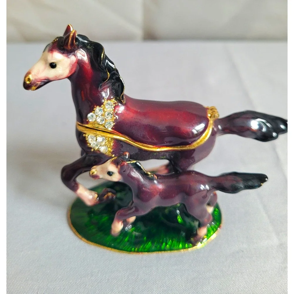 Enamel Metal Horse & Foal Hinged Trinket Box w/ Rhinestones Purple Green Base